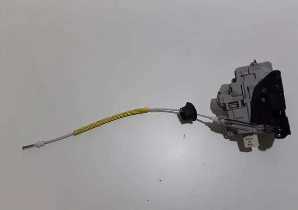 2006 Audi A4 S4 B7 Dörrlås höger 8E0839016AA image 3