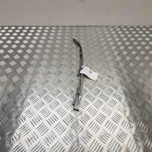 BMW Etupuskuri Listat 7 Sarja OE 51117295271 image 6