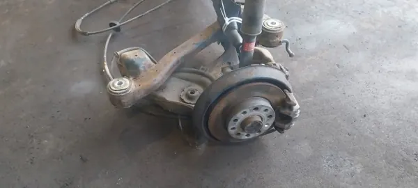 OEM-taka-akselipalkki Audi A4 B6 Sedanille image 4
