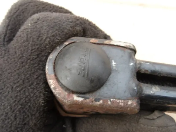Gato de rueda OEM LEWAREK/SDV02819 para Mercedes W124 W126 image 3