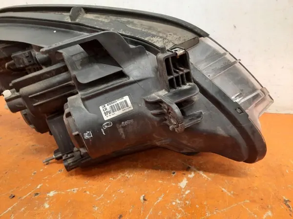 Opel Mokka Linker Scheinwerfer OE 42435929 image 5