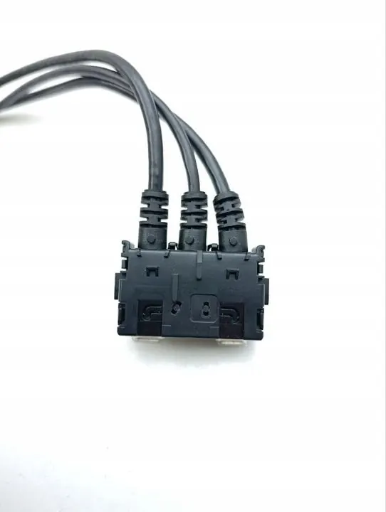 Mercedes-Benz EQS USB-inmatningsenhet OEM A2978200901 image 3