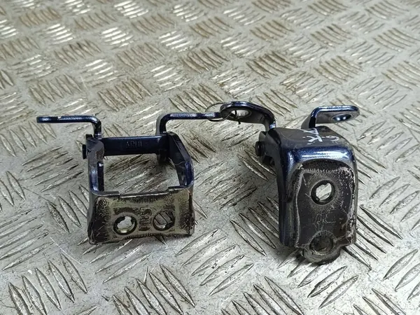 2025 Honda CR-V Hintere Türscharniere OEM FOB51801 image 4