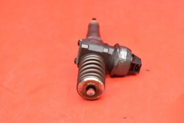 Ruiskutus OEM 0414720312 VW Passat B6 2.0 TDI:lle image 5