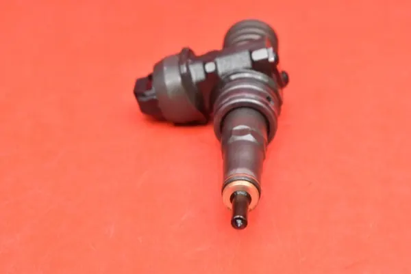 Ruiskutus OEM 0414720312 VW Passat B6 2.0 TDI:lle image 7