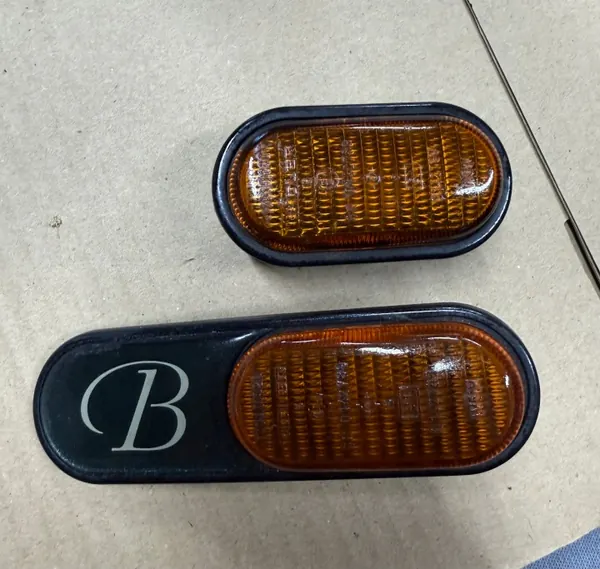 Rechter Kotflügelblinker OEM 7700822136 Renault Clio II image 2
