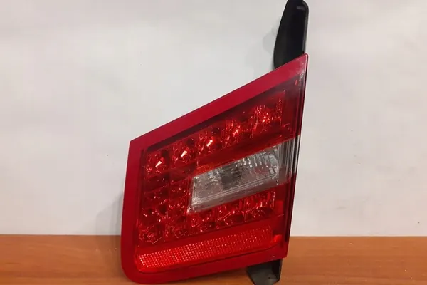 Rechter kofferlamp MERCEDES-BENZ E COUPE A2078200364 image 6