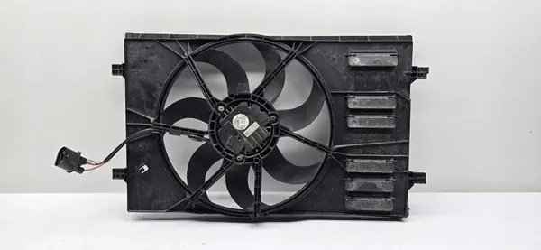 TD184 Skoda SuperB III 1.6d Kylarrubrik 5Q0959455AQ image 2