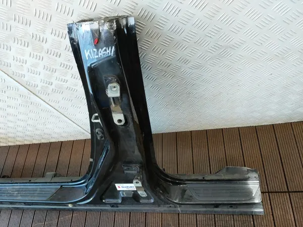 Suzuki Kizashi 09-14 Linker Drempel OE Onderdeel image 5