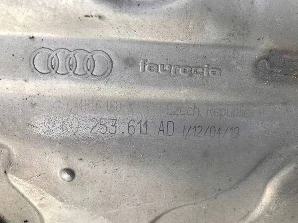 Audi A6 4K Pakoputken Vaimennin OEM 4k0253611AD image 5