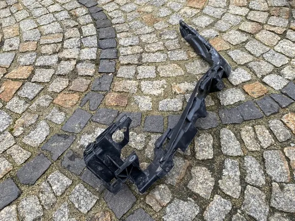 Support de lampe avant gauche SEAT LEON III 5F0807571C image 2