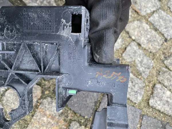 Support de lampe avant gauche SEAT LEON III 5F0807571C image 7