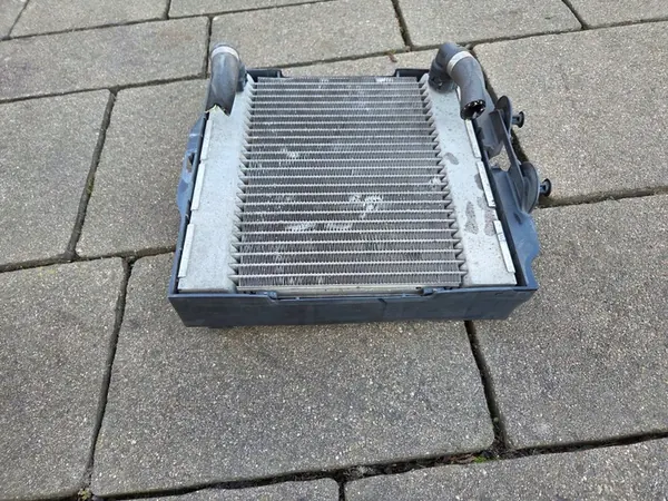 BMW 5 F10 F11 Enfriador de Agua Adicional 7802662-04 image 7