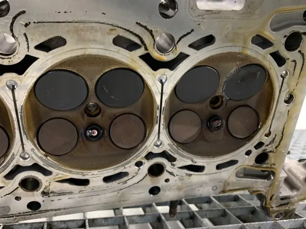 Culasse OEM R2700160400 pour Mercedes CLA Coupé image 6