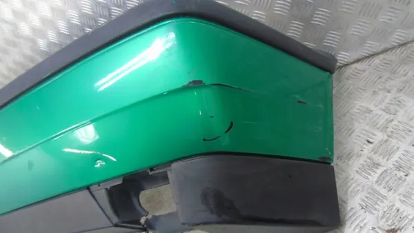 Paraurti posteriore VW Golf III 5 porte image 3