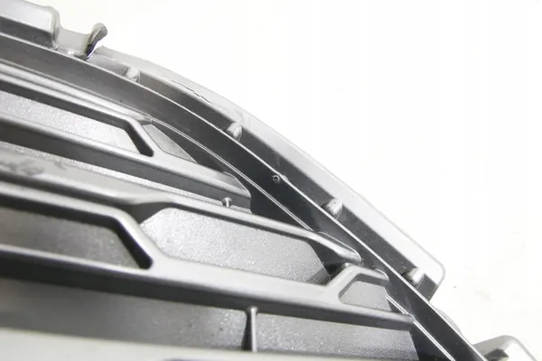 Grill Grille Silver PDC Camera Original Toyota Rav4 V 2019-2025 image 7