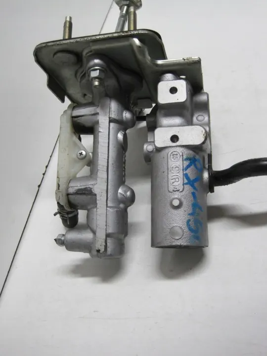 Lexus RX450 Servopumpe OEM 138110-10510 Gebraucht image 3