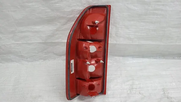 Lámpara Trasera Derecha Mercedes Sprinter A0008261656 image 2