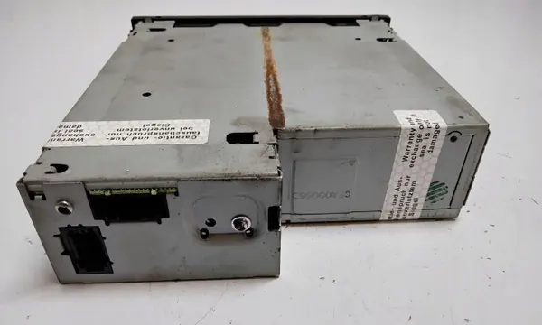 Audi CD-byttare OEM 4E0910110 - Begagnat skick image 3