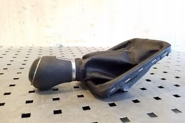 Vaihdeindikaattori VW PASSAT CC 2.0L Diesel 2013 OEM 3AA711113F image 3