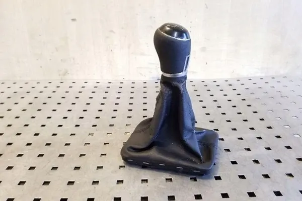 Vaihdeindikaattori VW PASSAT CC 2.0L Diesel 2013 OEM 3AA711113F image 5