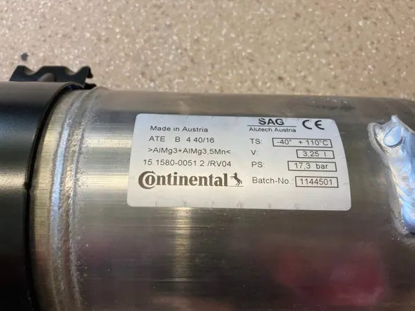 Tanque de ar usado OEM 31360726 para Volvo XC90 II image 3