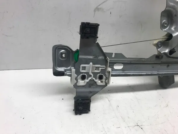 Regulador de janela dianteira esquerda Peugeot 3008 5008 9682808980 image 5
