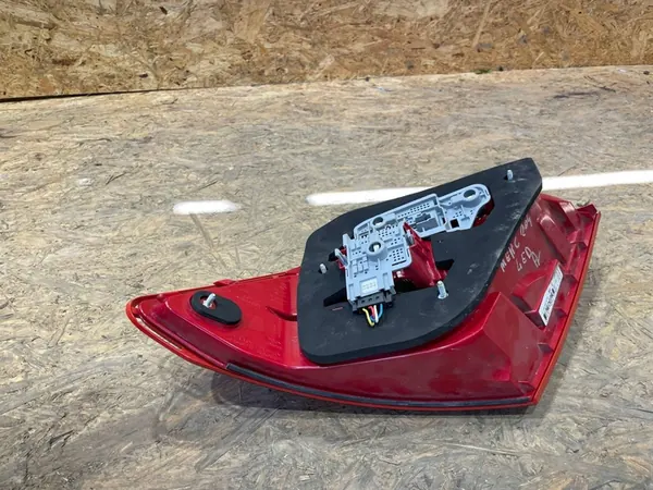 Mercedes C-Klasse W204 Lift 11-15 Sedan Linker Achterlicht A2048201864 image 10