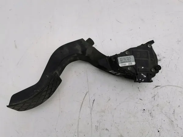 Volkswagen PASSAT B5.5 2003 Gaspedaal image 8