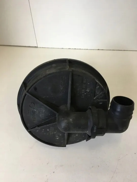 Polttoainepumppu VW PASSAT B5 1.6L 75kW 1996-2005 image 8