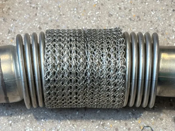Tubo EGR OEM 05L131521E para Audi A6 C8 2.0 TDI image 3