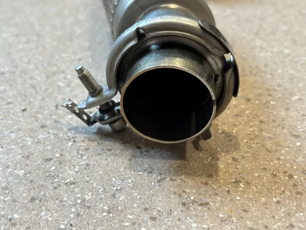 Tubo EGR OEM 05L131521E para Audi A6 C8 2.0 TDI image 6