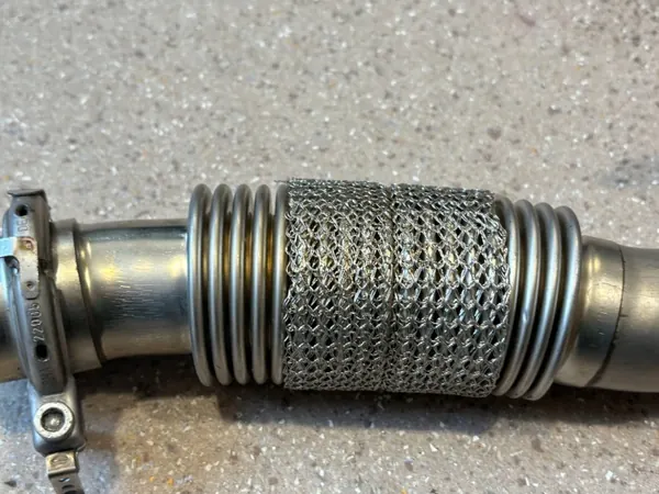Tubo EGR OEM 05L131521E para Audi A6 C8 2.0 TDI image 7