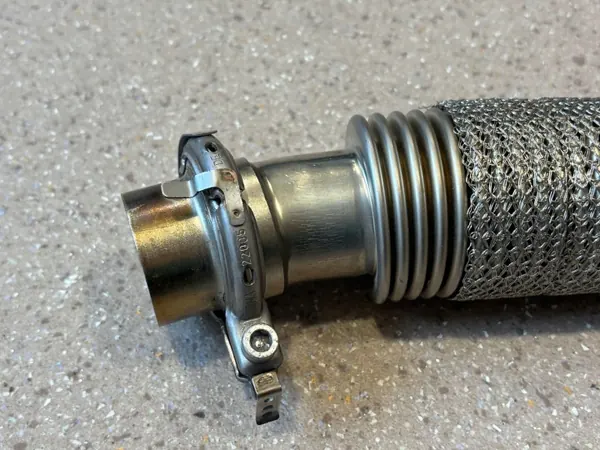 Tubo EGR OEM 05L131521E para Audi A6 C8 2.0 TDI image 8