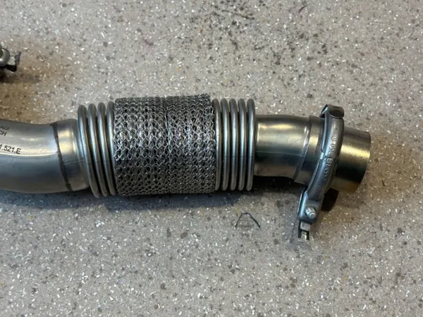 Tubo EGR OEM 05L131521E para Audi A6 C8 2.0 TDI image 9