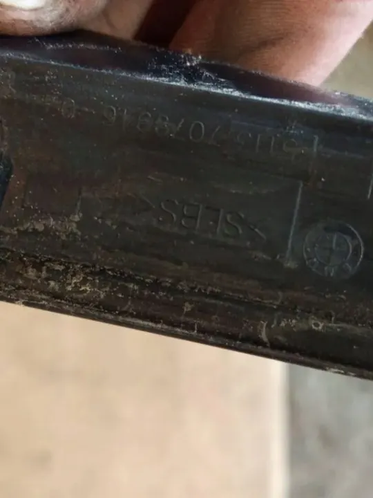 Vänster bakre handtag OEM 7079946 BMW 5 Touring image 4