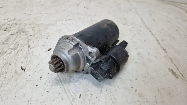 Motor de arranque Volkswagen VW Golf Bora Seat Toledo VR5 2.3 image 2