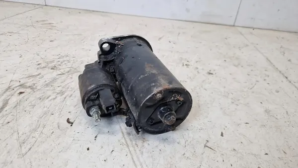 Motor de arranque Volkswagen VW Golf Bora Seat Toledo VR5 2.3 image 3