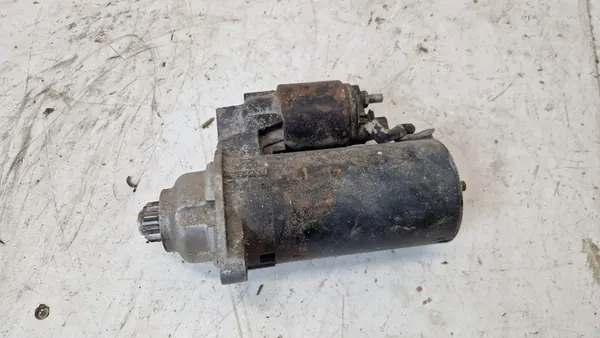 Motor de arranque Volkswagen VW Golf Bora Seat Toledo VR5 2.3 image 4