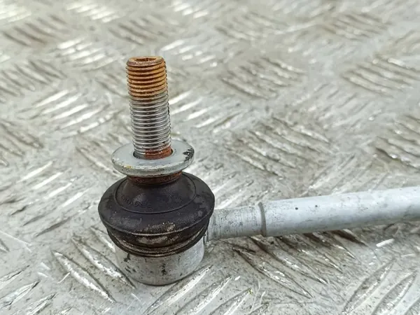 Subaru OEM FOB54546 Etutasauslinkki image 3