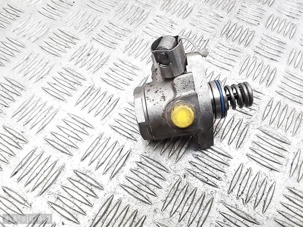 Bomba de combustível 2017 Skoda Fabia III 1.2 TSI OEM 04E127026AT image 4