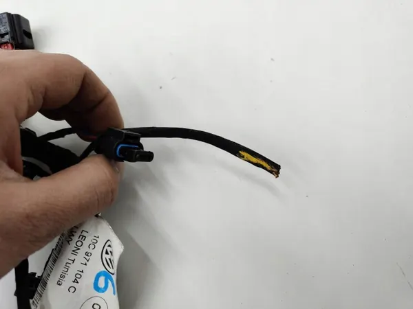 Sensor de aparcamiento Cupra Born OEM 10C971104C image 4