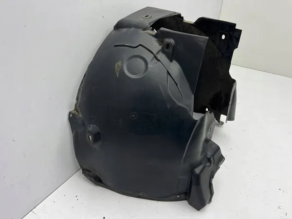 AUDI A4 B8 8K Front Right Wheel Arch OEM 8K0821172L image 2