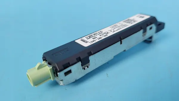 OEM 5FA035225C antenneversterker voor CUPRA LEON image 7