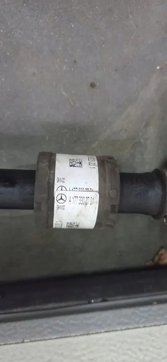 Eixo meio esquerdo Mercedes A-Class W177 1.3 CGI automático image 2