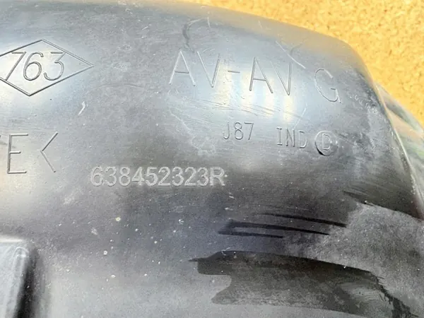Aile avant gauche Renault Captur I Lift OEM 638452323R image 4