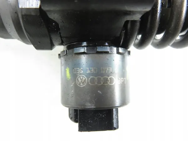 Ruitenwisserspomp OEM 03G130073G voor Touran 2.0 TDI image 5
