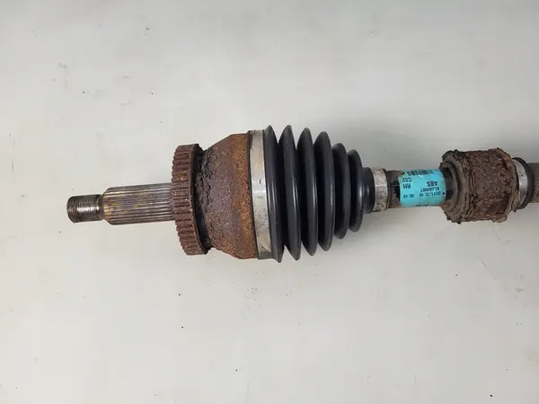 Fram höger halvmuff 2.2d manuell 4x4 Kia Sorento II 49560-2P150 image 10