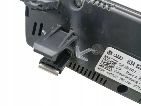 Ilmastointipaneeli OEM 83A820047F Audi Q2:lle 2020-2023 image 6