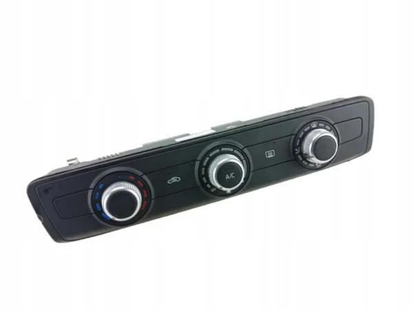 Ilmastointipaneeli OEM 83A820047F Audi Q2:lle 2020-2023 image 7